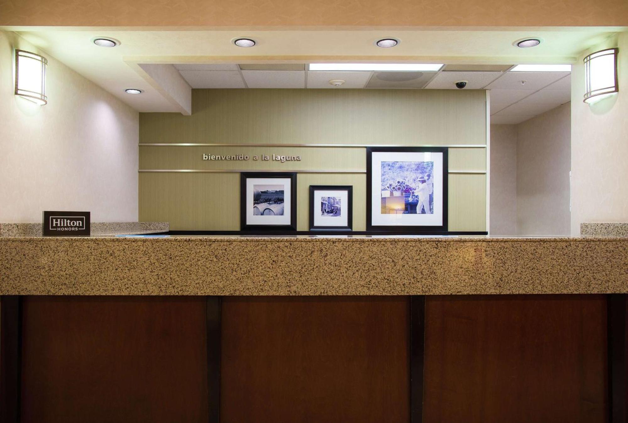 Hampton Inn Torreon Airport-Galerias Екстер'єр фото